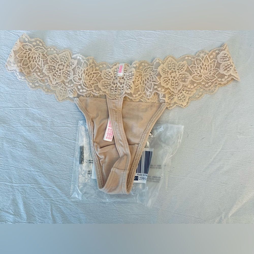 Victoria's Secret Tong Panties Women SZ L Beige Lace  New in bag - Picture 3 of 5